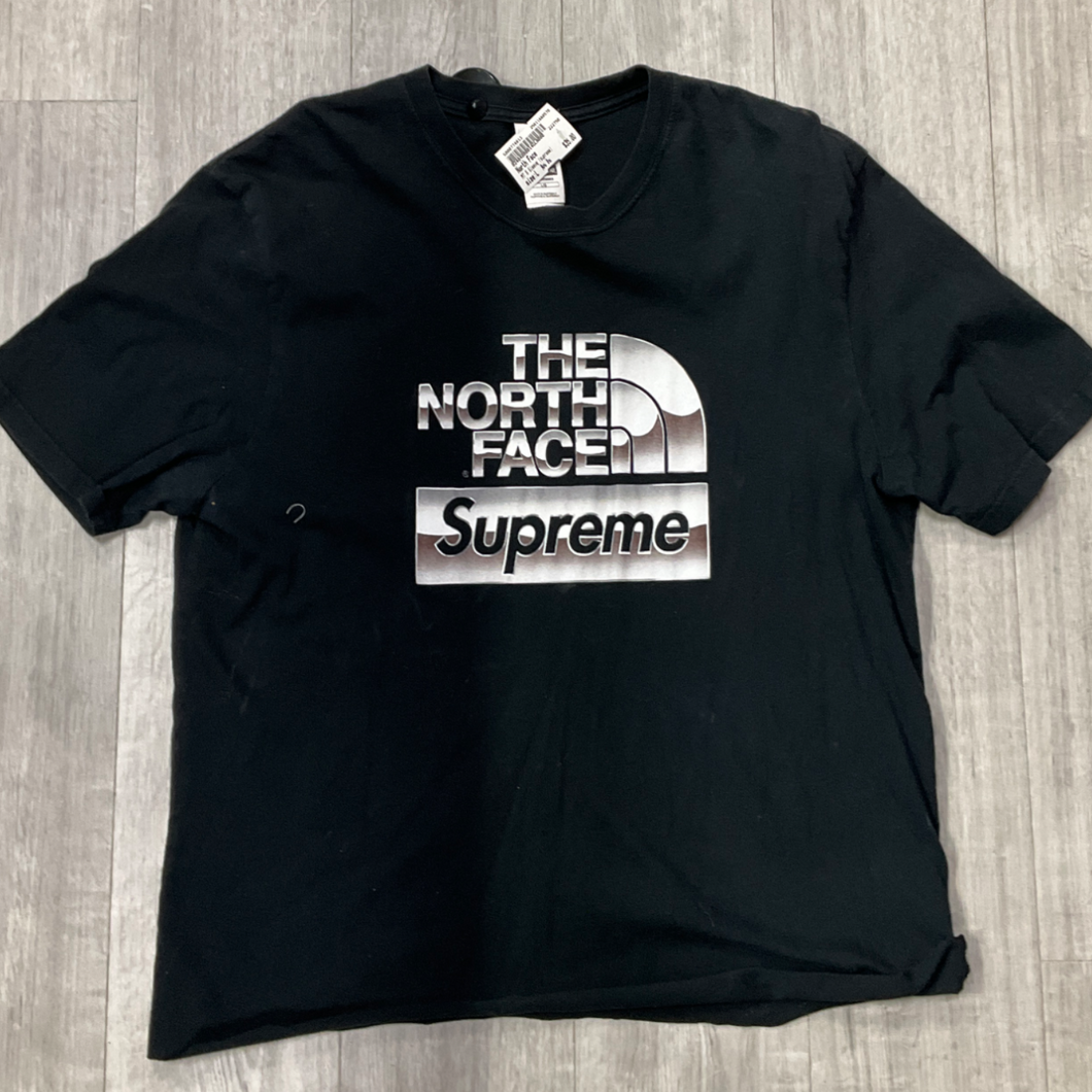 North Face Short Sleeve Top Size Large