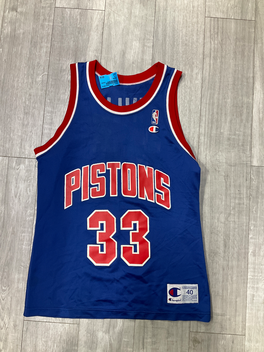 Champion Athletic Top Size Medium
