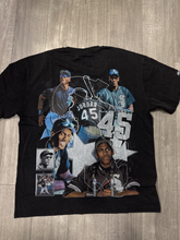 Load image into Gallery viewer, Short Sleeve Top Size Medium
