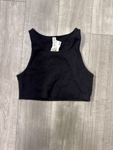 Load image into Gallery viewer, Alo Tank Top Size Medium
