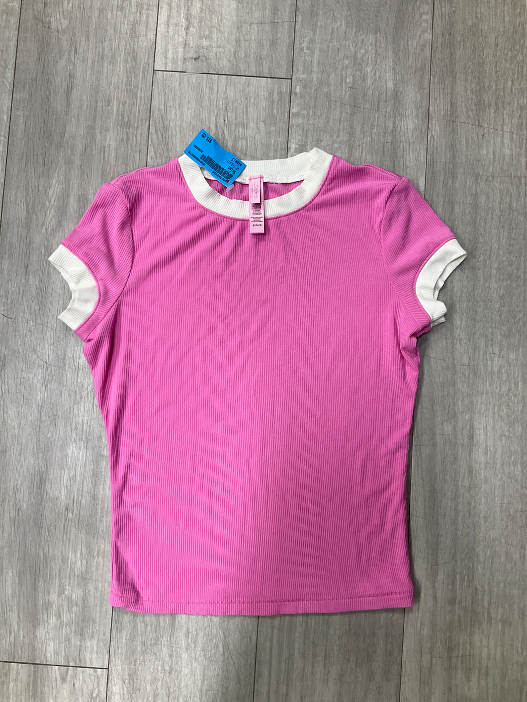 Skims T-Shirt Size Small