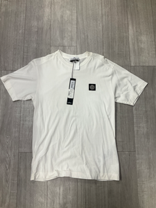 T-shirt Size Small