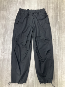 Babaton Khakis Size 7/8 (29)
