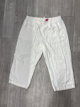 Load image into Gallery viewer, Babaton Khakis Size Extra Large
