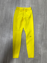 Load image into Gallery viewer, Nike Athletic Pants Size Small
