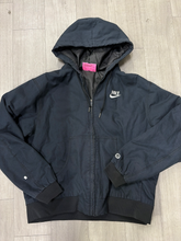 Load image into Gallery viewer, Nike Outerwear Size Medium
