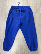 Load image into Gallery viewer, Tna Khakis Size Extra Large
