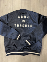 Load image into Gallery viewer, Peace Collective Outerwear Size Large
