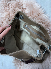 Load image into Gallery viewer, Purse rudsak
