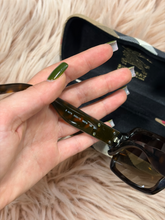 Load image into Gallery viewer, Burberry Sunglasess
