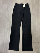 Load image into Gallery viewer, Abercrombie &amp; Fitch Khakis Size 0 (24)
