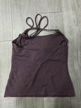Load image into Gallery viewer, Aritzia Tank Top Size Medium
