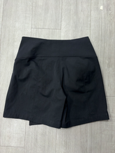 Load image into Gallery viewer, Lululemon Athletic Skort Size Small (4)
