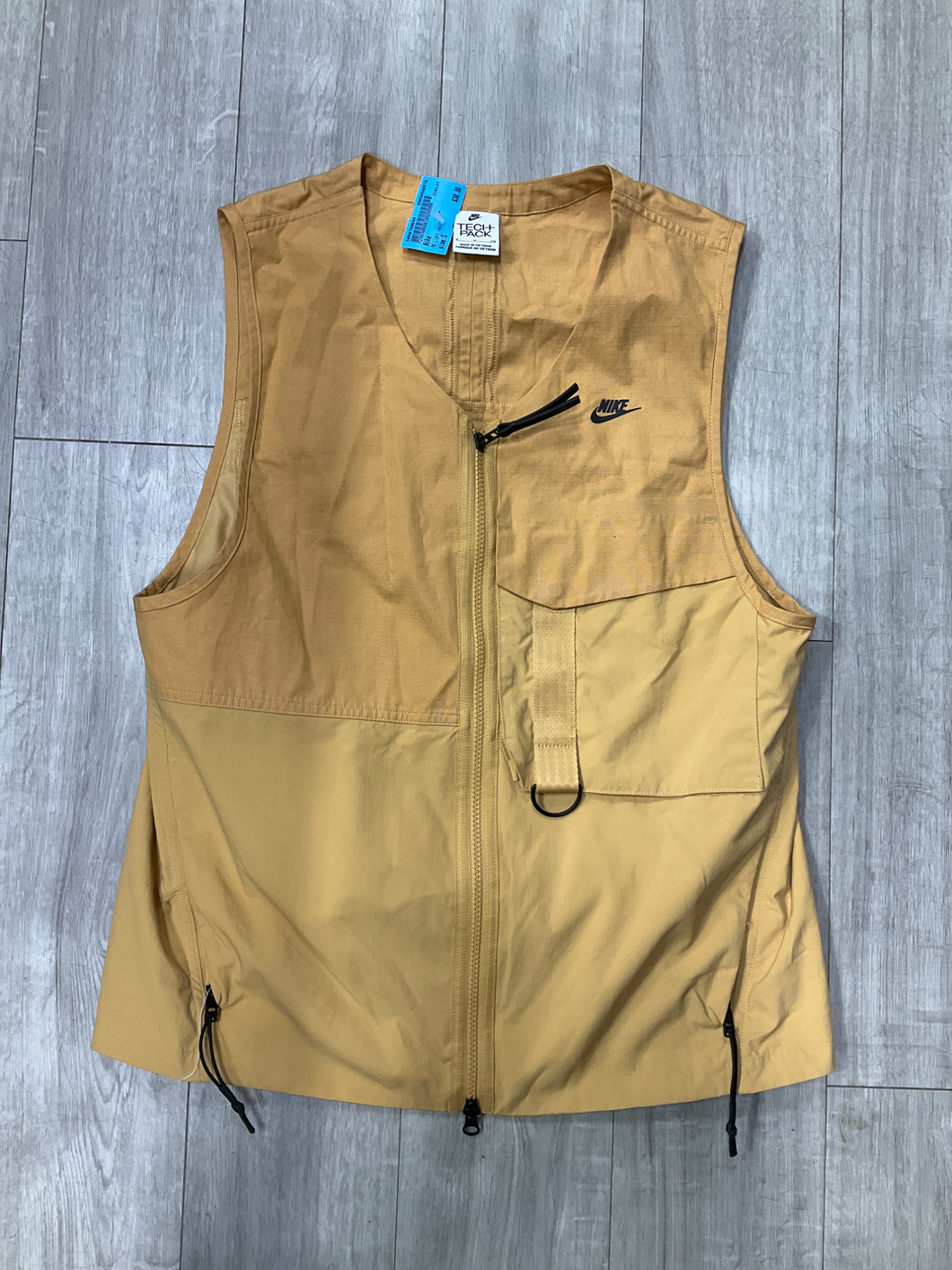 Nike Outerwear Size Small