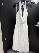 Load image into Gallery viewer, Babaton Dress Size Extra Small (2)
