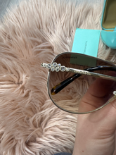 Load image into Gallery viewer, Tiffany &amp; Co Sunglasses
