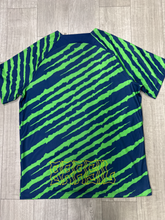 Load image into Gallery viewer, Nike Dri Fit Athletic Top Size Extra Large

