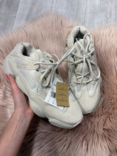 Load image into Gallery viewer, Adidas Yeezy Casual Shoes Mens 9.5
