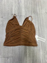 Load image into Gallery viewer, Urban Outfitters ( U ) Tank Top Size Large
