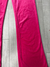 Load image into Gallery viewer, Juicy Couture Khakis Size Medium
