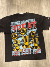 Load image into Gallery viewer, Short Sleeve Top Size Large
