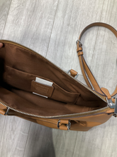 Load image into Gallery viewer, Coach Purse
