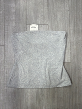 Load image into Gallery viewer, Aritzia Tank Top Size Large
