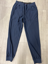 Load image into Gallery viewer, Lululemon Pants Size Small
