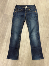 Load image into Gallery viewer, True Religion Denim Size 3/4 (27)
