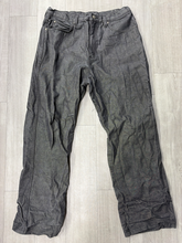 Load image into Gallery viewer, Roca Wear Denim Size 38
