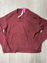 Load image into Gallery viewer, Lululemon Sweater Size Extra Small
