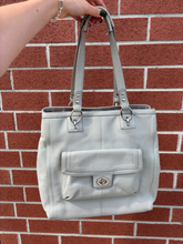 Load image into Gallery viewer, Coach Purse
