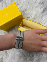 Load image into Gallery viewer, Swariovski Bracelet
