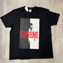 Load image into Gallery viewer, Supreme T-shirt Size Medium
