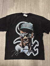 Load image into Gallery viewer, Short Sleeve Top Size Medium
