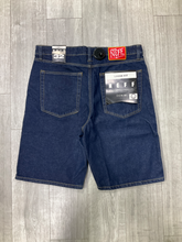 Load image into Gallery viewer, Neff Shorts Size 32
