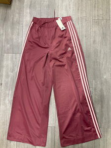 Adidas Khakis Size Small