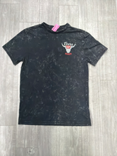 Load image into Gallery viewer, Short Sleeve Top Size Large
