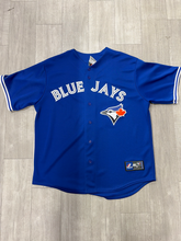 Load image into Gallery viewer, Majestic Athletic Top Size Extra Large
