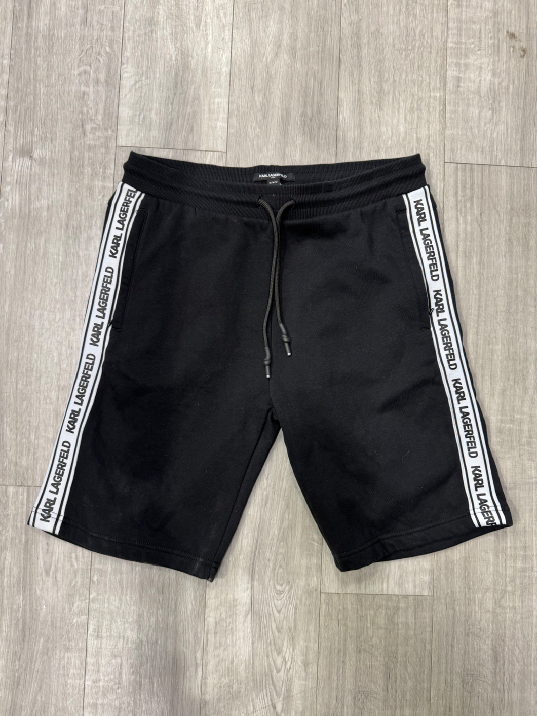 Shorts Size Medium Karl Lagerfeld