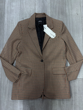 Load image into Gallery viewer, Zara Outerwear Size Medium
