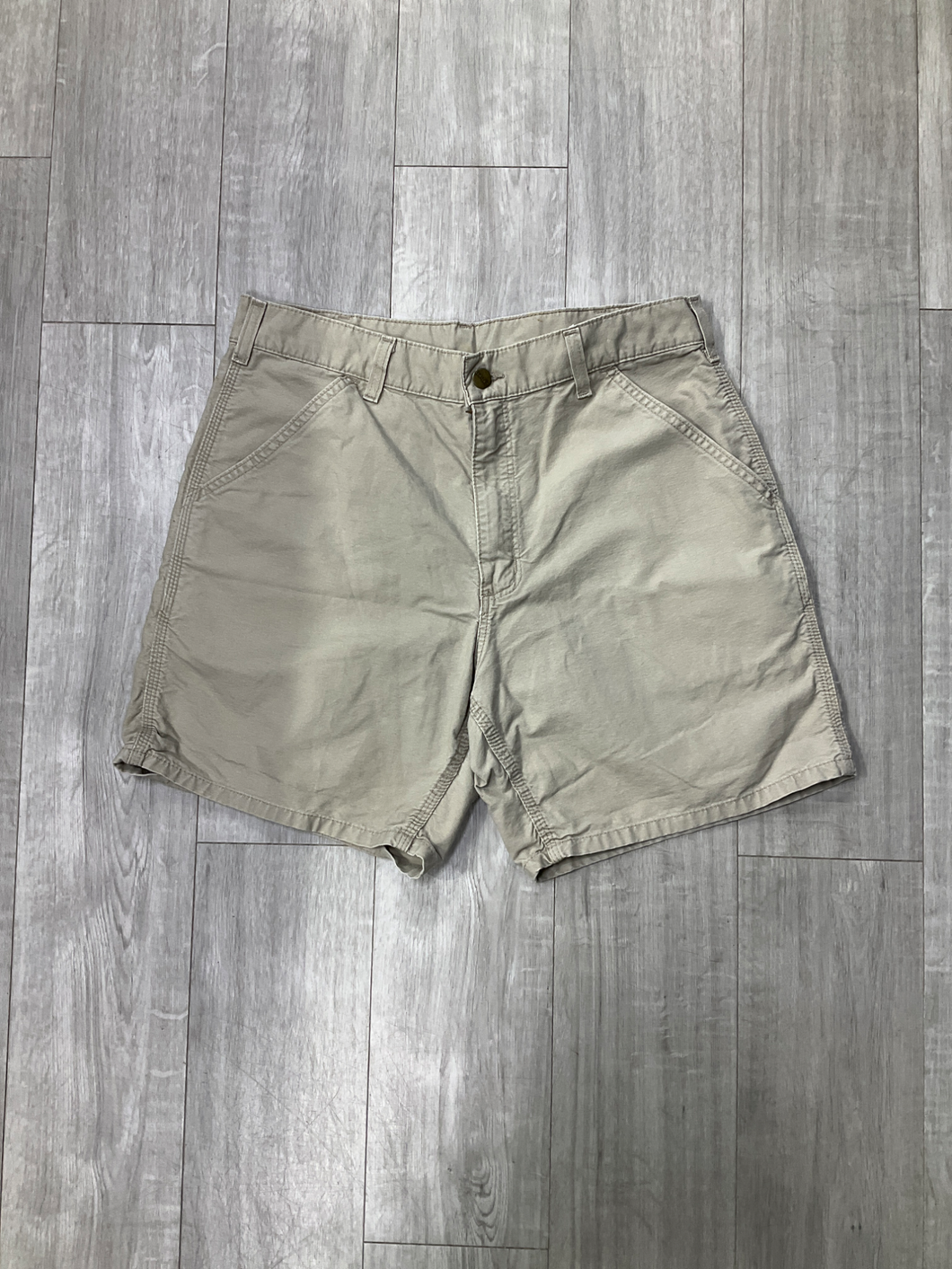 Carhartt Shorts Size 33